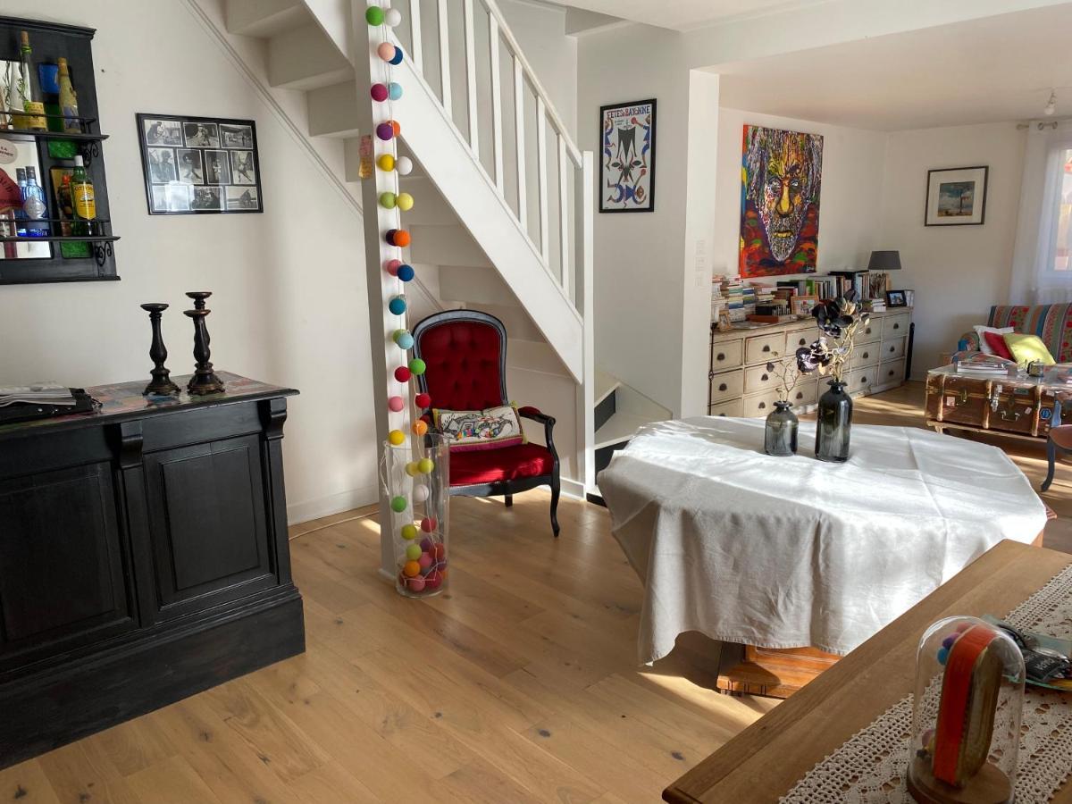 Maison Au Calme Perigueux Centre Luaran gambar